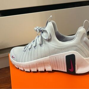 Nike Free Metcon 6 Gray and Pink Sneakers with Textured Upper and Chunky Sole